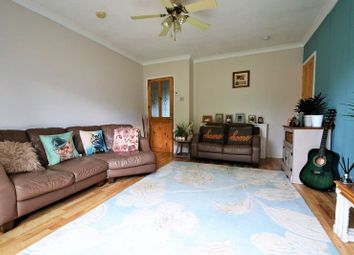 3 Bedrooms Semi-detached house for sale in Kenilworth Avenue, Swinton, Manchester M27