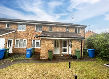 Thumbnail 1 bed maisonette to rent in Simmonds Close, Amen Corner, Binfield, Berkshire