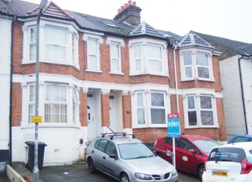 Thumbnail Room to rent in Kitchener Road, High Wycombe