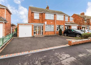 3 Bedrooms Semi-detached house for sale in Moorhill Road, Whitnash, Leamington Spa CV31