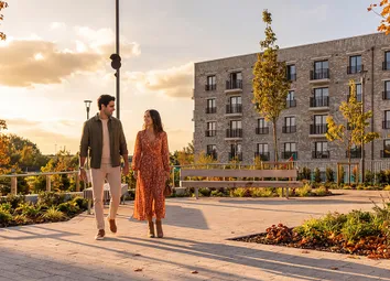 08560-01 Hepworth Place_Lifestyle Imagery 1280x853Px5