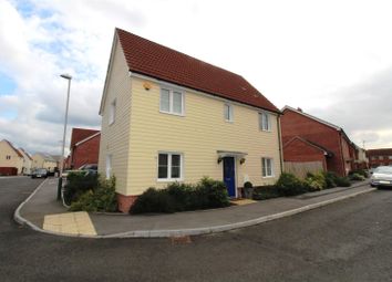 3 Bedrooms Detached house for sale in Brick Kiln Road, Noak Hill, Romford RM3