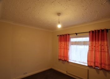 3 Bedrooms Semi-detached house to rent in Great Benty, West Drayton UB7