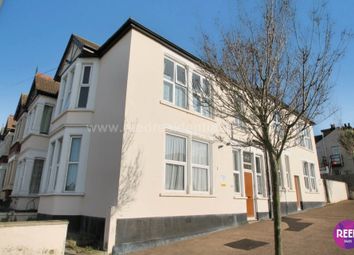Thumbnail Flat to rent in Station Road, Southend