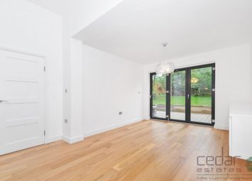 Thumbnail 2 bed flat to rent in Fordwych Road, London