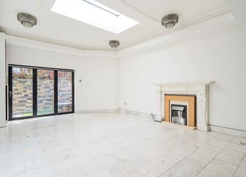 Thumbnail 3 bed flat to rent in Frognal, Hampstead