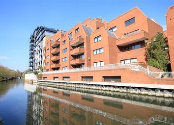 Thumbnail 1 bed flat for sale in Selborne Court, Reading