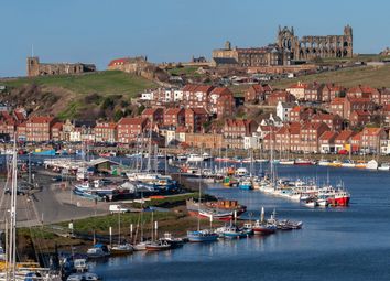 Thumbnail Leisure/hospitality for sale in East Cliff, Whitby