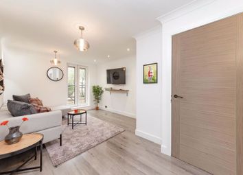 Thumbnail Flat for sale in Regents Plaza Apartments, Greville Road