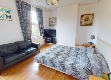 Thumbnail Room to rent in Beatrice Avenue, London