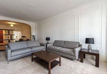 5 Bedrooms Flat to rent in Park Road, London NW8
