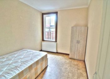 4 Bedroom Semi-detached house for rent