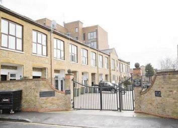 1 Bedrooms Terraced house to rent in Coopers Walk, Stratford, London E15
