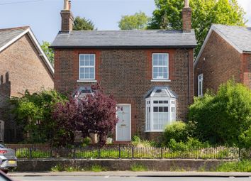 Thumbnail Detached house for sale in Somerset Road, Redhill
