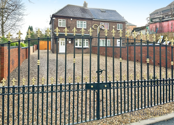 Property listing in Newcastle-under-Lyme, Staffordshire