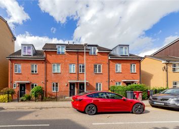 Thumbnail Terraced house for sale in Gweal Avenue, Reading, Berkshire