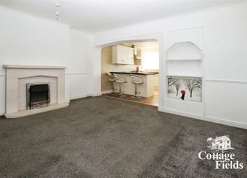 Thumbnail Property to rent in Castle Close, Hoddesdon