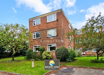 Thumbnail 2 bedroom flat for sale in Holly Lodge, 7 Wisteria Road, London