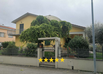 Thumbnail 6 bed apartment for sale in Via N. Giovannoni, 61045 Pergola Pu, Italy