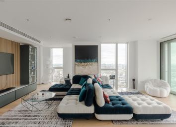 Thumbnail Flat for sale in City Road, London