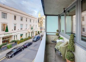 Thumbnail 2 bed flat to rent in Lowndes Street, London