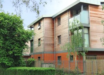 Thumbnail 2 bed flat to rent in Meadow Road, Henley-On-Thames