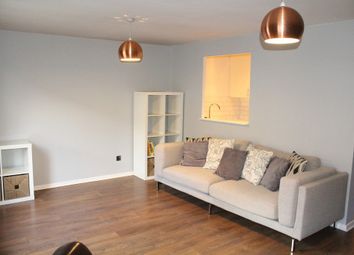 2 Bedrooms Flat to rent in Park Street, London W1K