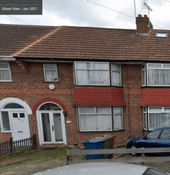 Newly Renovated Four Bedroom Mid Terraced House In Edgware.