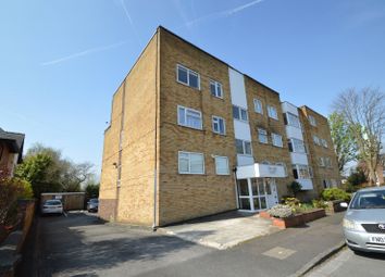 2 Bedrooms Flat for sale in Ten Acre Court, Ringley Road, Whitefield M45