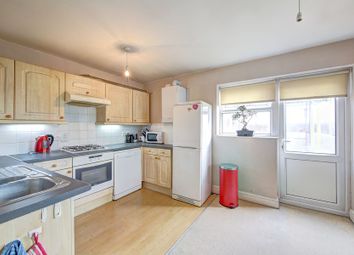 Thumbnail 2 bed flat to rent in Balham Hill, Clapham South