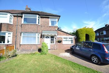 3 Bedroom Semi-detached house for rent