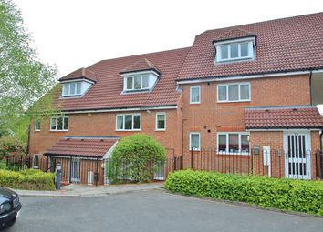 2 Bedrooms Flat to rent in Lenborough Road, Buckingham MK18