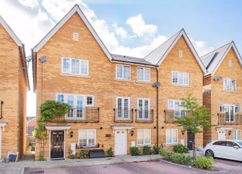 3 bed town house for sale in Forelle Way, Carshalton SM5