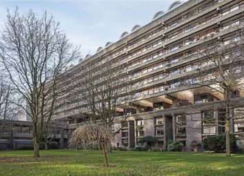Thumbnail Flat for sale in Thomas More House, Barbican, London