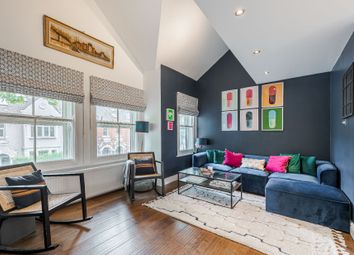 Thumbnail 3 bed flat to rent in Wandsworth Bridge Road, London