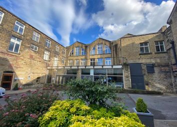 Thumbnail Flat to rent in Plover Road, Lindley, Huddersfield