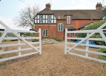 3 Bedroom Semi-detached house for rent