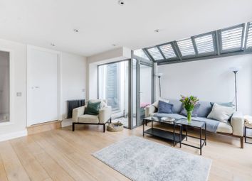 2 Bedrooms Maisonette for sale in Gironde Road, Fulham Broadway SW6
