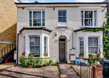 2 bed maisonette for sale in Hinton Road, London SE24
