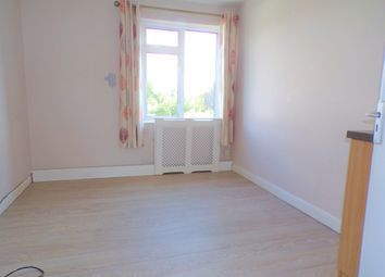 Thumbnail Shared accommodation to rent in Wood Lane, Chippenham