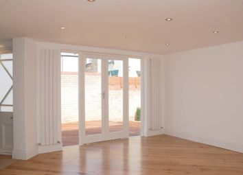 Thumbnail Property to rent in Wightman Road, Harringay, London