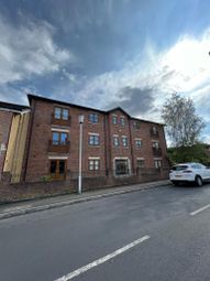 Thumbnail Flat to rent in Village Road, Wirral