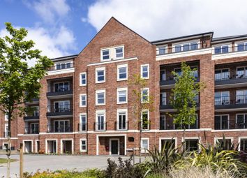 Thumbnail Flat for sale in Carmen Court, Whetstone, London