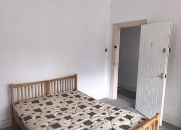 Thumbnail Terraced house to rent in Newland Avenue, Hull