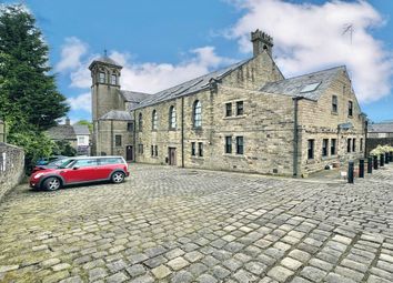 Thumbnail Flat to rent in Victoria Street, Glossop