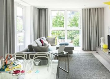 Thumbnail 2 bed flat for sale in Kennet Island, Reading