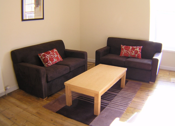 Thumbnail 2 bed flat to rent in Lawrence Street, City Centre, Dundee, 5Qg