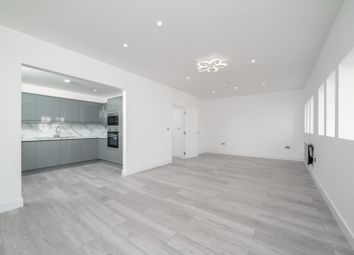 Thumbnail Flat to rent in Courtaulds Mews, High Street, Braintree
