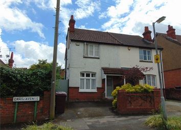 3 Bedrooms Semi-detached house for sale in Craig Avenue, Reading, Berkshire RG30