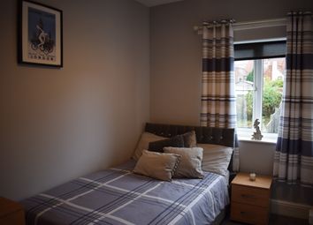 Thumbnail Room to rent in Queens Road, Nuneaton